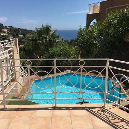 Belle A 300m De La Plage D'aiguebelle - * Le Lavandou